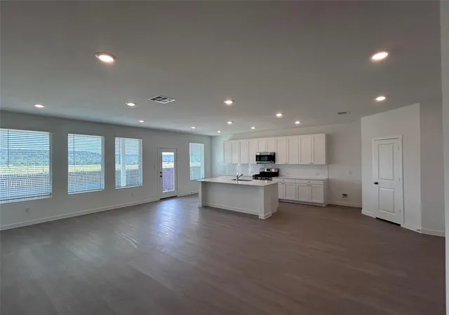 Photo 2 of Single family home for sale at 4408 Bonita Oaks Dr, Georgetown, TX 78628 | MLS# 2905160 | Listing updated on 2026-09-28