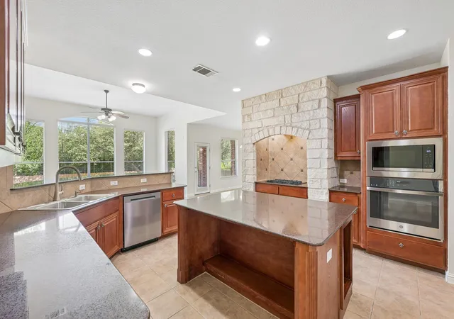 Photo 3 of Single family home for sale at 7224 Tanaqua Ln, Austin, TX 78739 | MLS# 8262143 | Listing updated on 2026-09-01