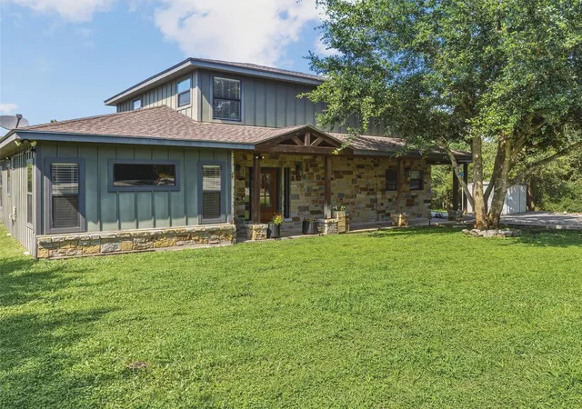 Homes for sale in Paige, TX | 104 Wood Duck Ln, Paige, TX 78659 | MLS# 6291497