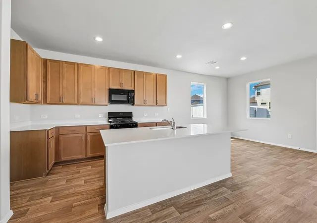 Photo 4 of Single family home for sale at 128 Honeybee Ln, Elgin, TX 78621 | MLS# 1407856 | Listing updated on 2026-10-06