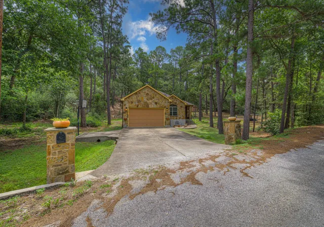 1st image of 107 Nanakuli, Bastrop, TX 78602 | MLS# 2970506