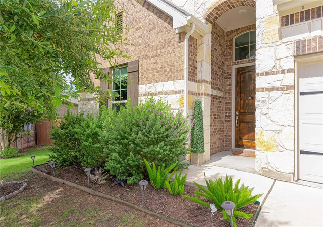 Photo 3 of Single family home for sale at 142 Rapid Springs Cv, Georgetown, TX 78628 | MLS# 4675854 | Listing updated on 2026-08-13