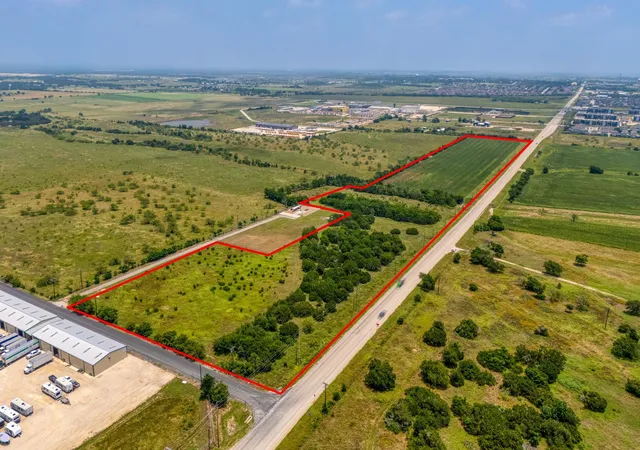 Photo 2 of Land for sale at 0 Fm 487, Jarrell, TX 76537 | MLS# 4506371 | Listing updated on 2026-09-03