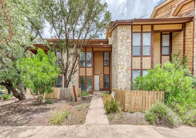 Homes for sale in Horseshoe Bay, TX | 901 Cheyenne #C, Horseshoe Bay, TX 78657 | MLS# 2368485
