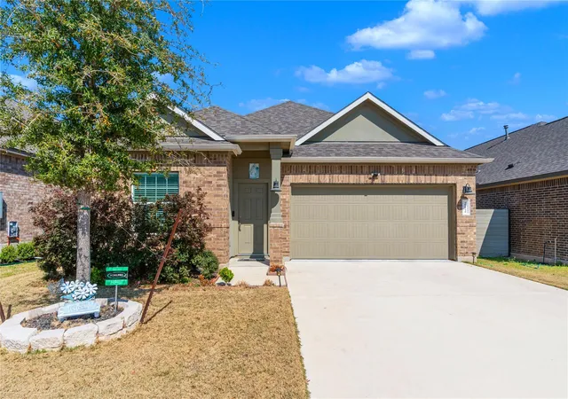 Photo 1 of Single family home for sale at 212 Flint Mountain Rd, Georgetown, TX 78628 | MLS# 7920705 | Listing updated on 2026-08-09