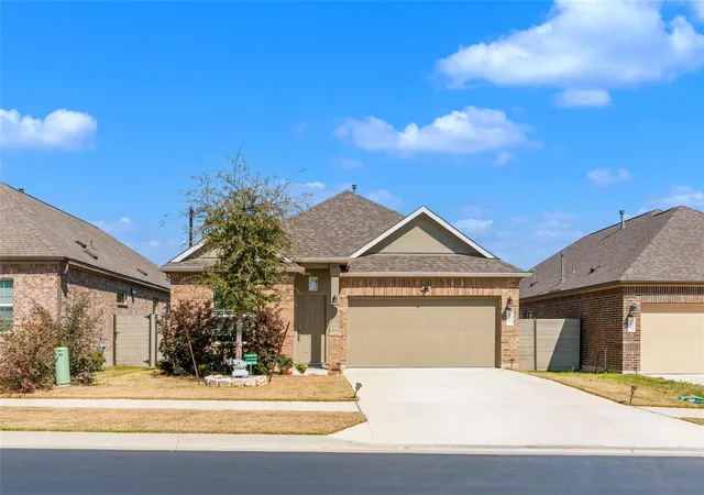 Photo 2 of Single family home for sale at 212 Flint Mountain Rd, Georgetown, TX 78628 | MLS# 7920705 | Listing updated on 2026-08-09