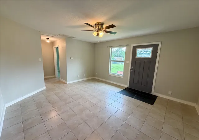 5th image of 138 San Jacinto St, Bastrop, TX 78602 | MLS# 2290214