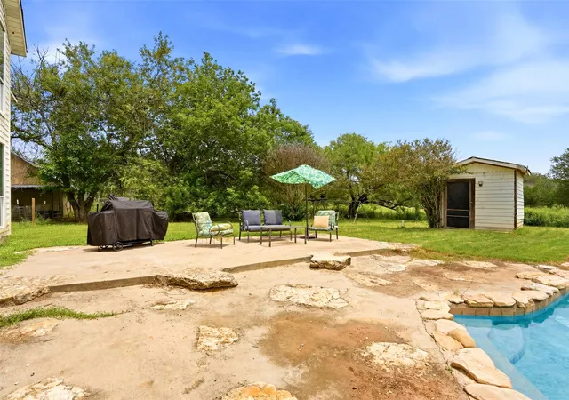 39th image of 1208 Odaniel School Rd, Seguin, TX 78155 | MLS# 9113996