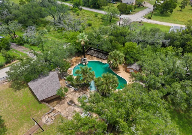 Homes for sale in Spicewood, TX | 503 Chantilly Ln, Spicewood, TX 78669 | MLS# 7860148