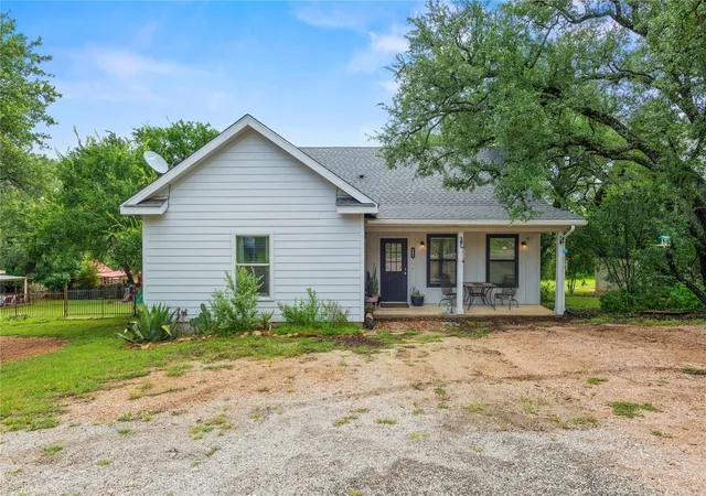 Homes for sale in Spicewood, TX | 503 Chantilly Ln, Spicewood, TX 78669 | MLS# 7860148