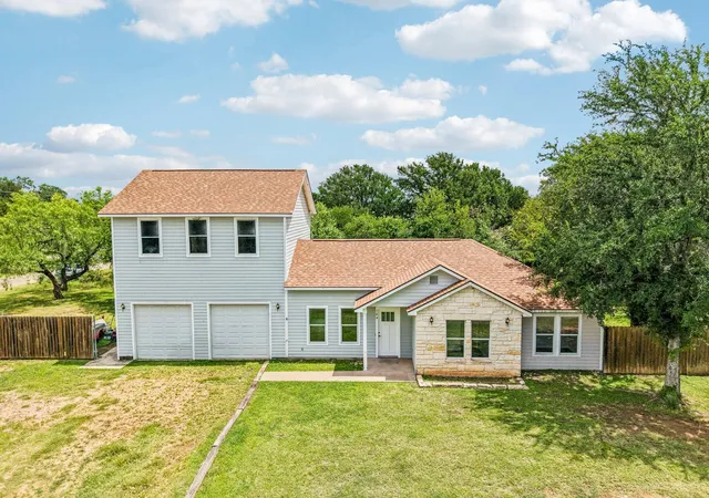 Homes for sale in Granite Shoals, TX | 164 Southwood Dr, Granite Shoals, TX 78654 | MLS# 2353978