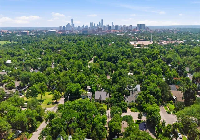 Photo 29 of Sale Pending at 206 E 43rd Street, Austin, TX 78751 | MLS# 5436210 | Listing updated on 2026-08-26