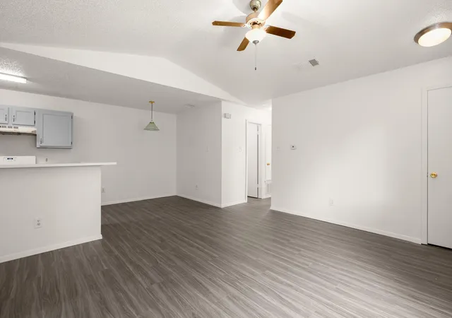 5th image of 12323 Alderbrook Dr, Austin, TX 78758 | MLS# 5964973