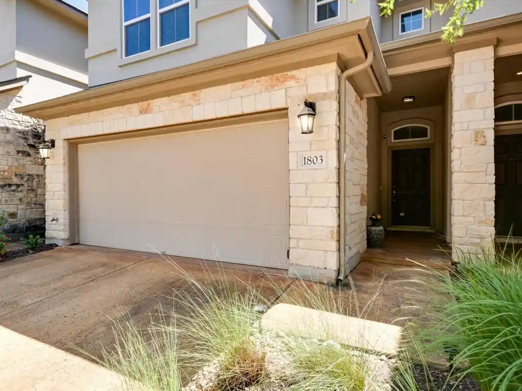 Listing Photo 31 - Condo for sale in 13400 Briarwick Dr located at 13400 Briarwick Dr, Austin, TX 78729 - Unit #1802