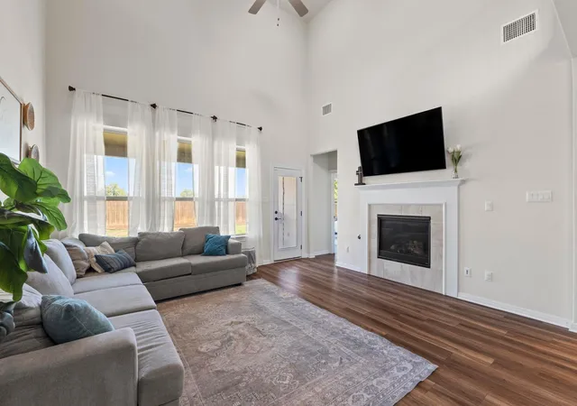 Photo 3 of Single family home for sale at 251 Zuma Dr, Liberty Hill, TX 78642 | MLS# 7419853 | Listing updated on 2026-07-26