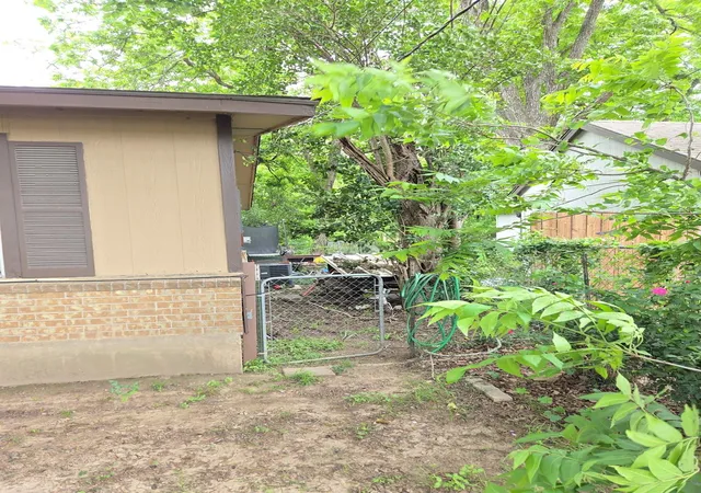 4th image of 714 S C M Allen Pkwy, San Marcos, TX 78666 | MLS# 6068975