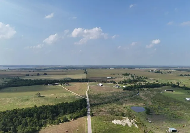 3rd image of 1701 County Road 417, Taylor, TX 76574 | MLS# 4231090