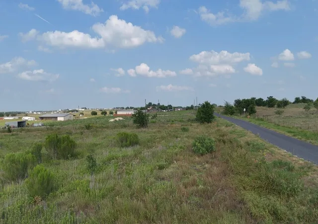 5th image of 1701 County Road 417, Taylor, TX 76574 | MLS# 4231090