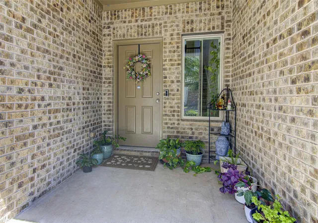 Listing Photo 4 - Condo for sale in building located at 2214 S Lakeline Blvd, Cedar Park, TX 78613 - Unit #417