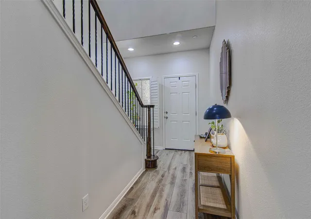 Listing Photo 5 - Condo for sale in building located at 2214 S Lakeline Blvd, Cedar Park, TX 78613 - Unit #417