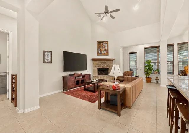 Photo 4 of Single family home for sale at 100 Orvieto Cv, Liberty Hill, TX 78642 | MLS# 5170757 | Listing updated on 2026-08-20