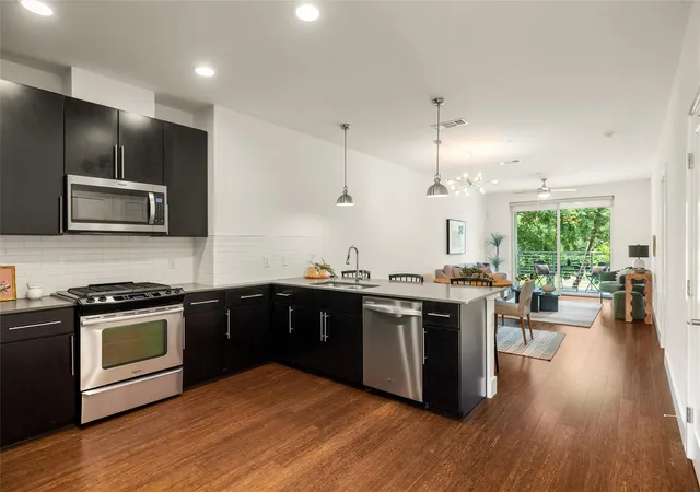 Photo 2 of Condo for sale at 2804 Treble Ln #923, Austin, TX 78704 | MLS# 5331297 | Listing updated on 2026-09-05