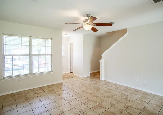 4th image of 13408 Coomes Dr, Del Valle, TX 78617 | MLS# 2847891
