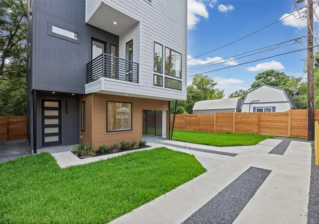 4th image of 100 W Odell St #3, Austin, TX 78752 | MLS# 2954122