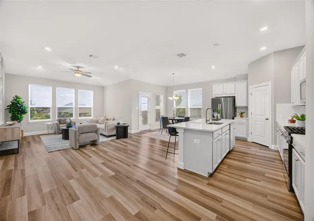 5th image of 127 Eagle Mountain Trl, Dripping Springs, TX 78620 | MLS# 4497401