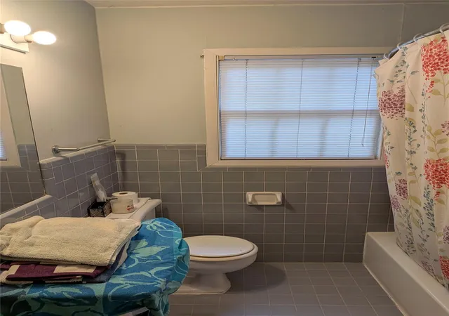 Photo 3 of Single family home for sale at 5906 Nasco Dr, Austin, TX 78757 | MLS# 1861555 | Listing updated on 2026-07-21