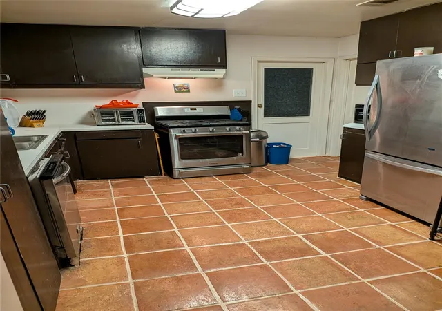 Photo 3 of Single family home for sale at 5906 Nasco Dr, Austin, TX 78757 | MLS# 1861555 | Listing updated on 2026-07-21