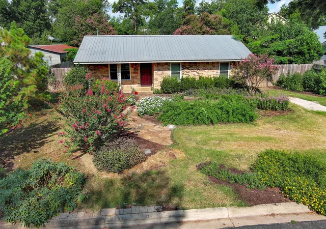 Photo 1 of Single family home for sale at 1108 Haysel St, Bastrop, TX 78602 | MLS# 7540964 | Listing updated on 2026-09-17