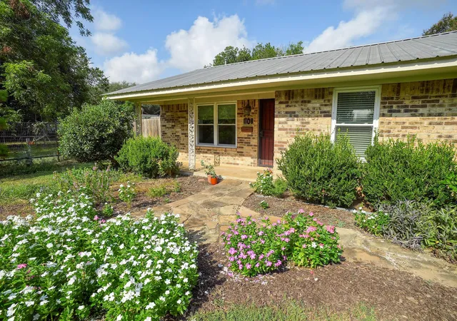 Photo 2 of Single family home for sale at 1108 Haysel St, Bastrop, TX 78602 | MLS# 7540964 | Listing updated on 2026-09-17