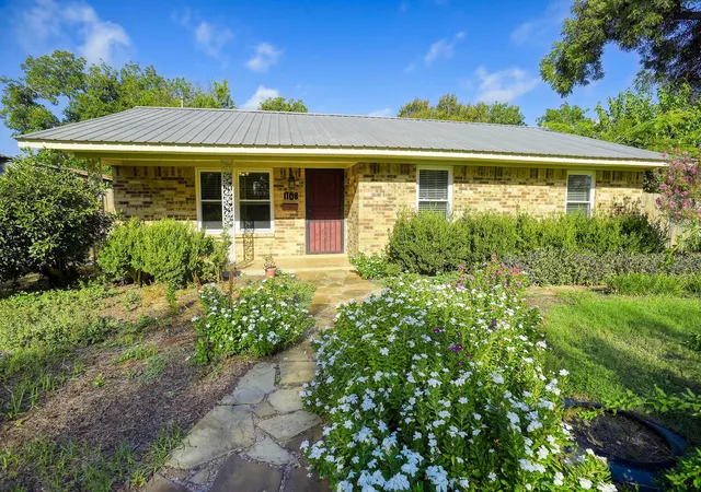 Photo 3 of Single family home for sale at 1108 Haysel St, Bastrop, TX 78602 | MLS# 7540964 | Listing updated on 2026-09-17