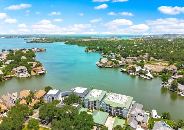 2nd image of 2509 Diagonal #8, Horseshoe Bay, TX 78657 | MLS# 1706723