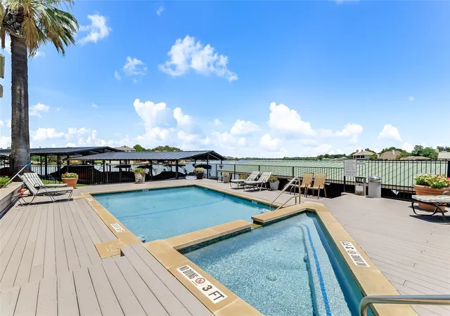 40th image of 2509 Diagonal #8, Horseshoe Bay, TX 78657 | MLS# 1706723