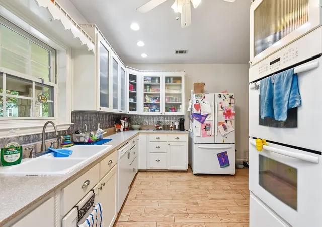 5th image of 205 N Avenue E, Elgin, TX 78621 | MLS# 9776219