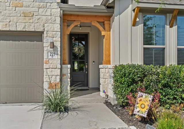 Photo 3 of Single family home for sale at 221 Iron Crk Way, Kyle, TX 78640 | MLS# 6495645 | Listing updated on 2026-09-17