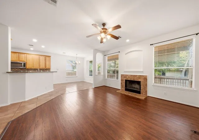 3rd image of 611 Secretariat Dr, Schertz, TX 78108 | MLS# 8878913