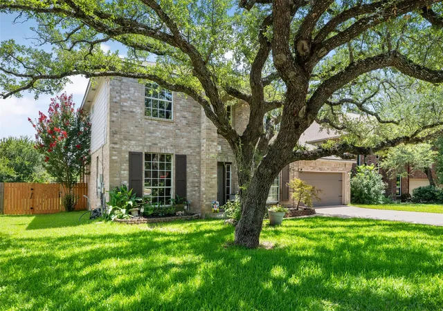 Photo 3 of Single family home for sale at 4011 Honey Bear Loop, Round Rock, TX 78681 | MLS# 6348149 | Listing updated on 2026-09-16