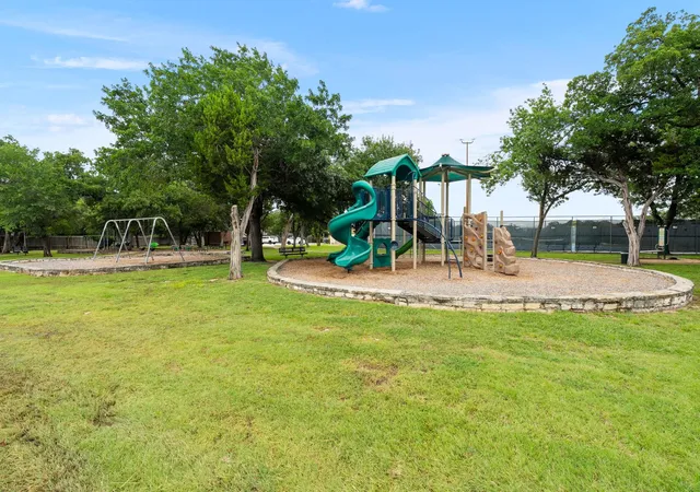 2nd image of 401 Buttercup Creek Blvd, Cedar Park, TX 78613