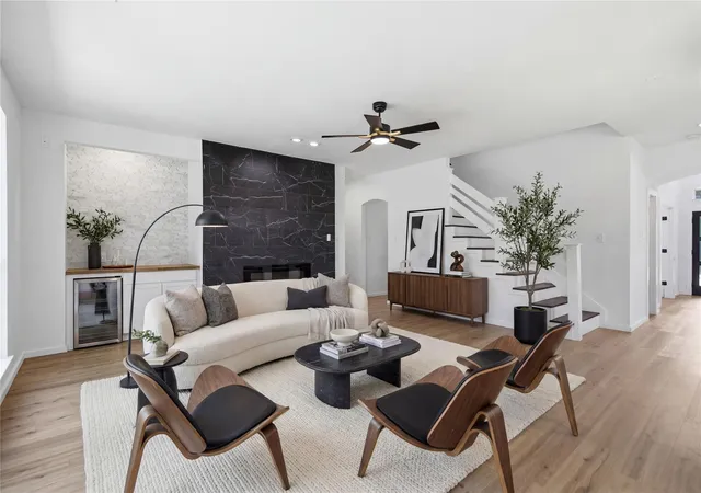Photo 2 of Single family home for sale at 9309 La Puente Dr, Austin, TX 78749 | MLS# 6387346 | Listing updated on 2026-09-04