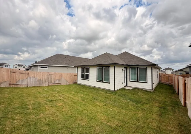 Photo 4 of Sale Pending at 157 Sleep Holw, Jarrell, TX 76537 | MLS# 1446507 | Listing updated on 2026-10-27