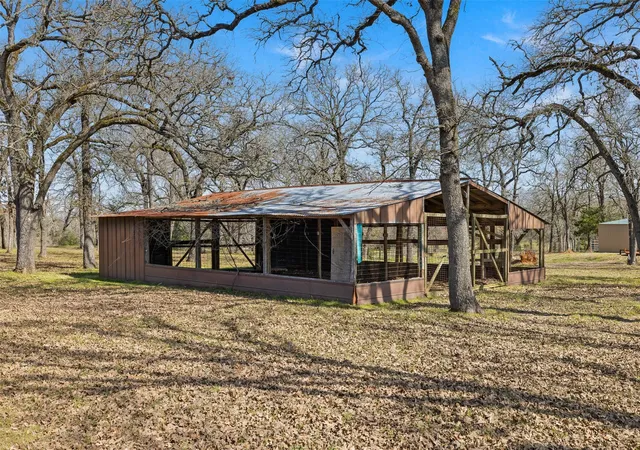 37th image of 1949 County Road 347 Loop, Gause, TX 77857 | MLS# 2088622
