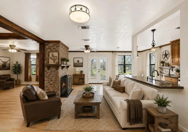 4th image of 1949 County Road 347 Loop, Gause, TX 77857 | MLS# 2088622