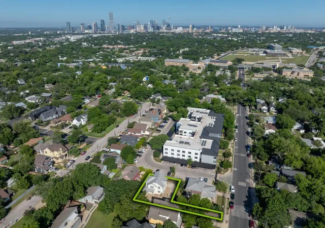 Photo 2 of Single family home for sale at 3129 Govalle Ave, Austin, TX 78702 | MLS# 7400302 | Listing updated on 2026-07-30