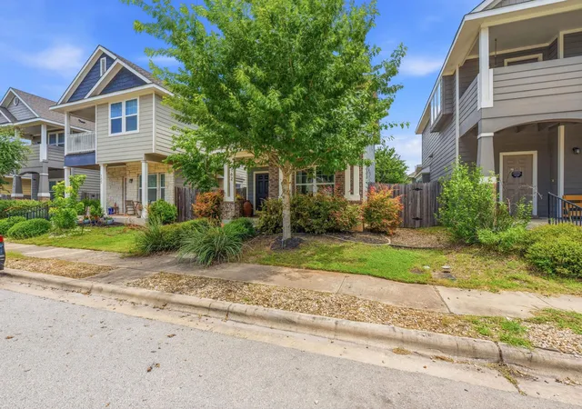 Photo 28 of Single family home for sale at 162 Friendship Oak Dr, San Marcos, TX 78666 | MLS# 8443032 | Listing updated on 2026-09-01