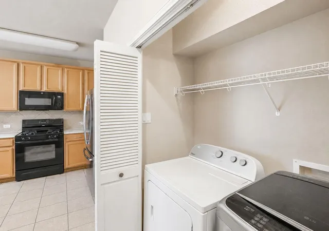 Photo 4 of Condo for sale at 9201 Brodie Ln #403, Austin, TX 78748 | MLS# 6710478 | Listing updated on 2026-07-28
