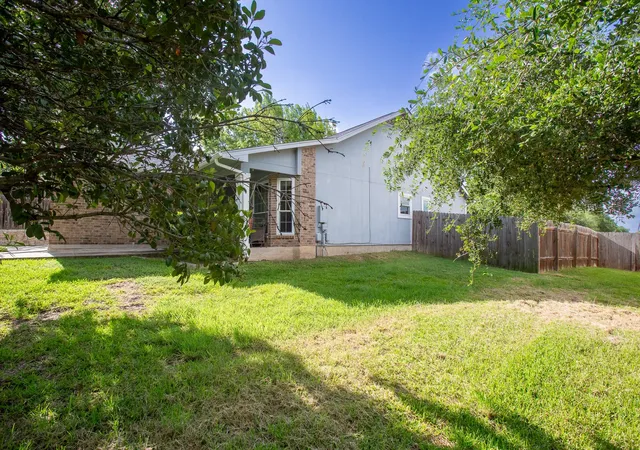 Homes for sale in Buda, TX | 752 Faircrest Dr, Buda, TX 78610 | MLS# 7247893