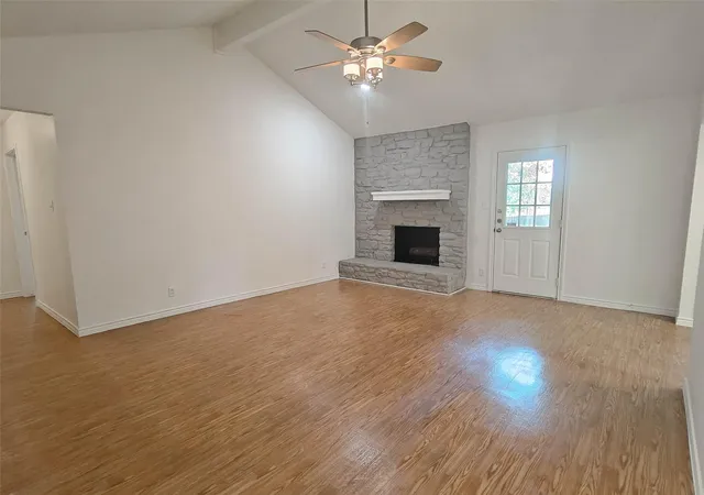 Photo 2 of Single family home for sale at 306 Lakeway Dr, Georgetown, TX 78628 | MLS# 4825865 | Listing updated on 2026-08-21